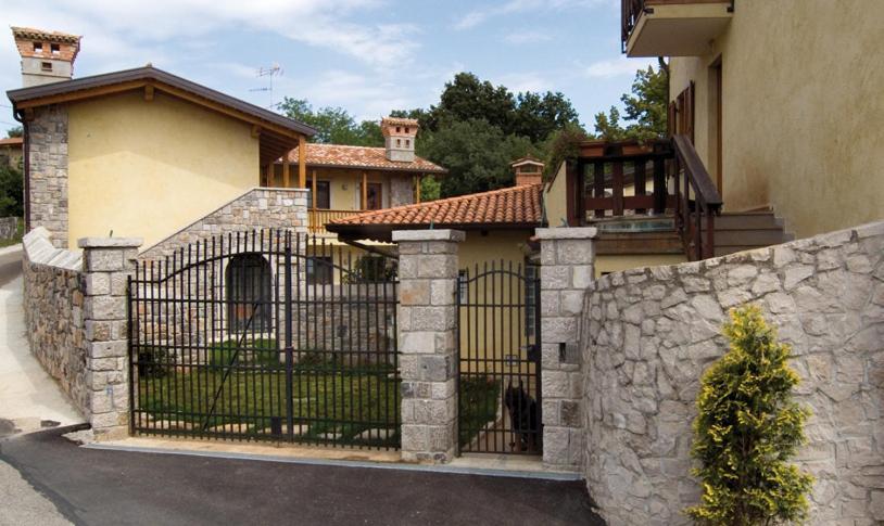 Lokanda Devetak Savogna dʼIsonzo Esterno foto
